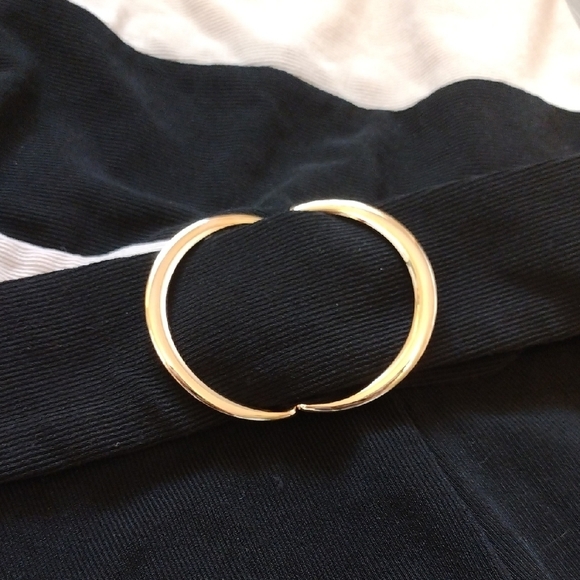 Stylish Black and Beige Women's Jumpsuit - Picture 6 of 9